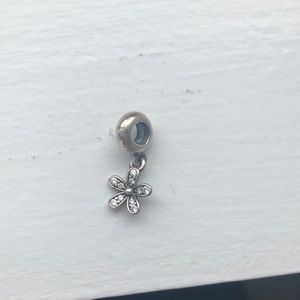 PANDORA -Flower Daisy Dangle Sterling Silver Charm - S925 ALE, no bracelet incl